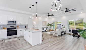 15-1038 AMAU Rd, Keaau, HI 96749