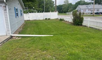 2670 N Rodgers Ave, Alton, IL 62002