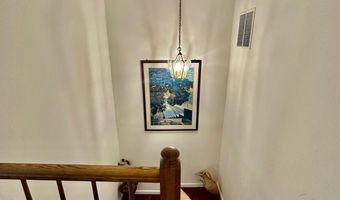 6046 JOUST Ln, Alexandria, VA 22315