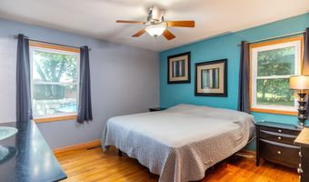 1219 Garfield Cir, Ames, IA 50014