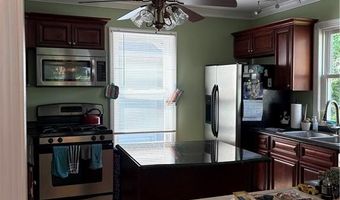 15 Villa Ave, Cranston, RI 02905