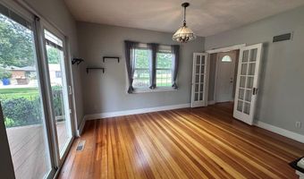 1207 8th St, Aurora, NE 68818