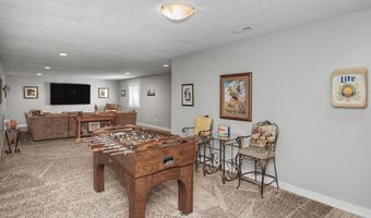 1408 Ledges Dr, Ames, IA 50010