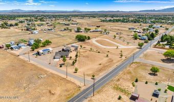 900 W Road 2 S, Chino Valley, AZ 86323