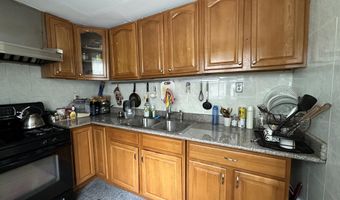 9211 ASHTON Rd, Philadelphia, PA 19114