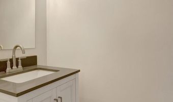 216 DUNCAN Ave, Alexandria, VA 22301