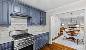 2115 Chatham Ave, Charlotte, NC 28205