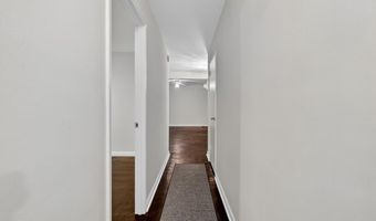 2321 ALTAMONT Pl SE 103, Washington, DC 20020
