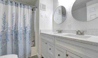 610 Sea-Gull Dr, Barefoot Bay, FL 32976