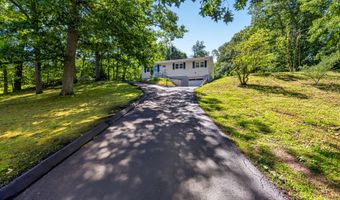 41 Piscitello Dr, Branford, CT 06405