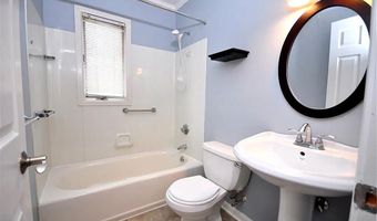 40 Mark St, Bristol, CT 06010