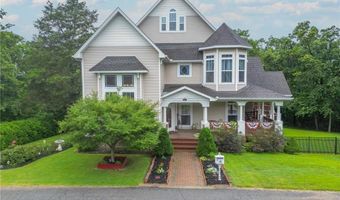 2 Ewes Ln, Bella Vista, AR 72715
