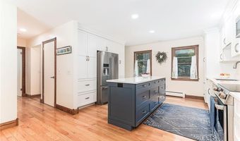 147 Woodville Alton Rd, Hopkinton, RI 02832