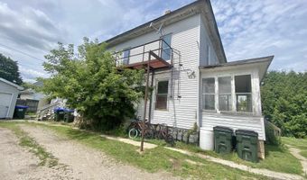 237 MILL St, Algoma, WI 54201
