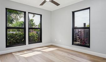 769 KINGSTON Ct, Apollo Beach, FL 33572