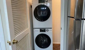 6004- D CURTIER Dr D, Alexandria, VA 22310