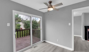 13351 Hiddencrest Ln, Ballwin, MO 63021