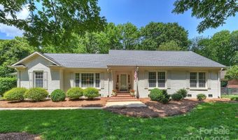 7022 Lancer Dr, Charlotte, NC 28226