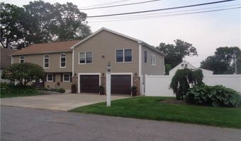 176 Vernon St, Warwick, RI 02889