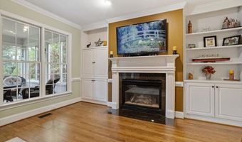 330 Chanticlair Dr, Apex, NC 27502