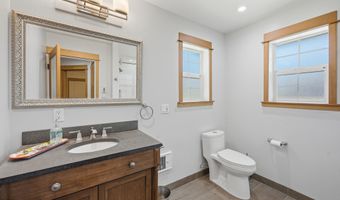 54440 Huntington Rd, Bend, OR 97707