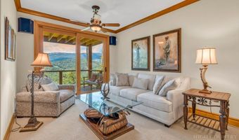 35 Crestview Ln, Banner Elk, NC 28604