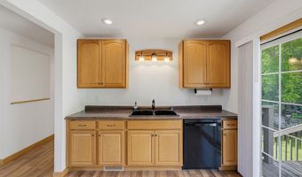 505 Elder Ln, Allenton, WI 53002