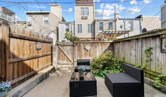 831 S MONTFORD Ave S, Baltimore, MD 21224