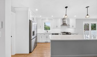 14 Neillian Way 14, Bedford, MA 01730
