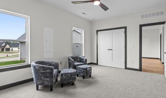 1165 Salm Dr, North Liberty, IA 52317