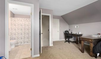 17699 157th Ter, Basehor, KS 66007