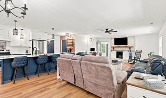 1865 Leroy Autry Rd, Autryville, NC 28318