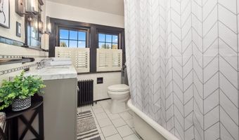 712 N 30TH St, Allentown, PA 18104