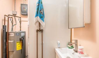 1784 39th St, Allegan, MI 49010