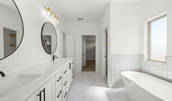 706 E F M 597, Abernathy, TX 79311