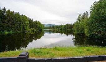 39 Forest Ridge Rd, Blanchard, ID 83804