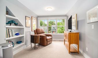 1138 S 7th St, Ann Arbor, MI 48103