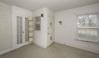 3 Shipman Cir, Ann Arbor, MI 48104
