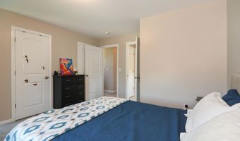 35 Cross St, Allenstown, NH 03275