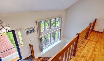 6 Birch St, Johnston, RI 02919