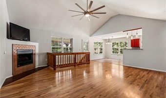 33 Rountree Dr, Bella Vista, AR 72715