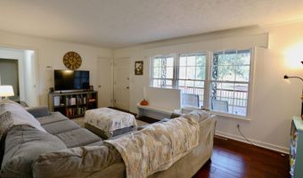 948 Pinebluff Lake Rd, Aberdeen, NC 28315