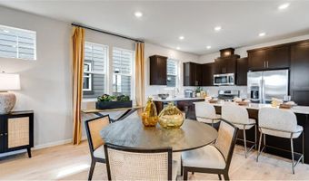 8341 SE Crescent Dr, Hillsboro, OR 97123