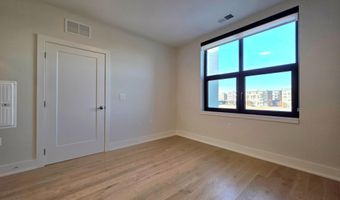 737 SWANN Ave 308, Alexandria, VA 22301