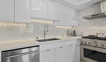 500 W Harbor Dr 1013, San Diego, CA 92101