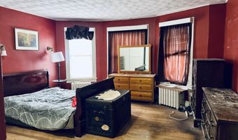 701 MAPLE St, Atlantic, IA 50022