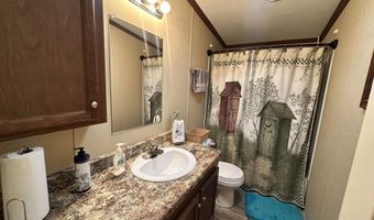 2 Canary Ct, Artesia, NM 88210