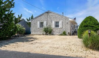 281 Sandlewood Dr, Bayville, NJ 08721