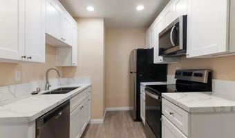 2094 E Grand Ave 7, Escondido, CA 92027