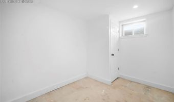 870 Hemlock Way, Broomfield, CO 80020